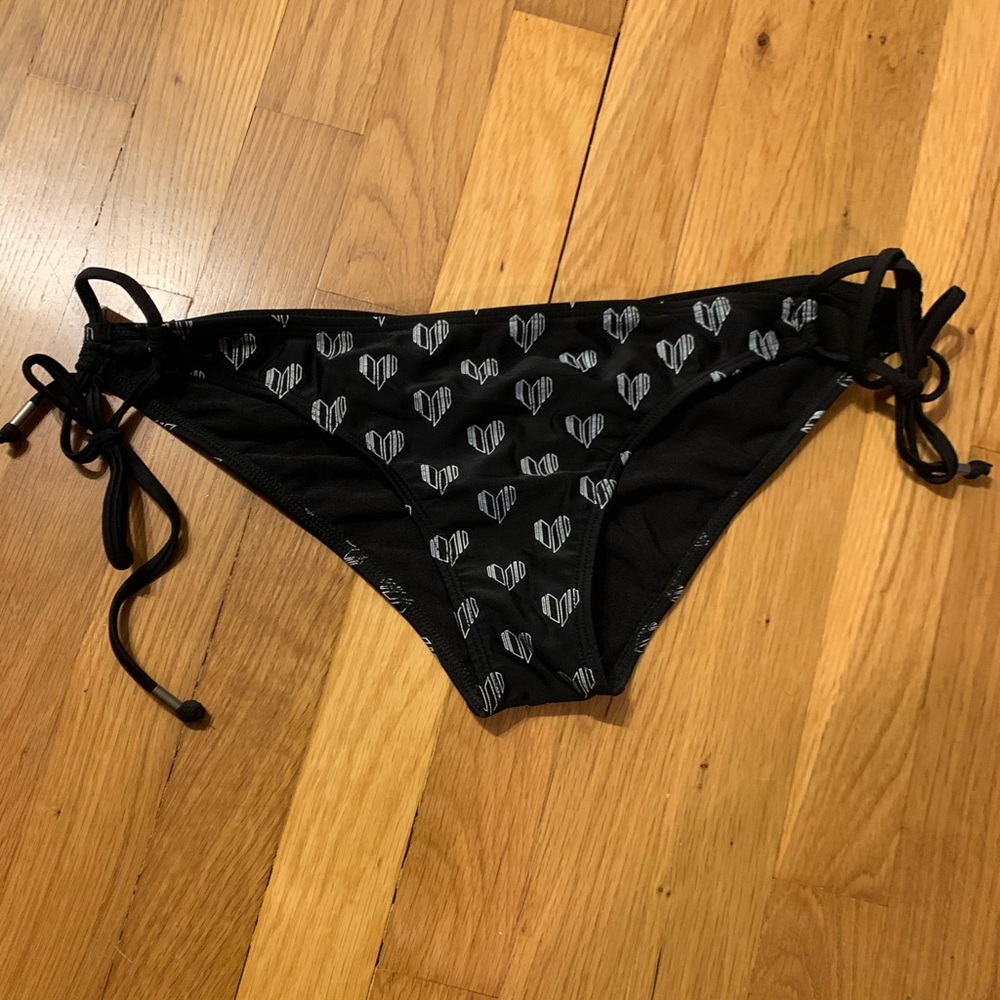 Chivette Cheeky Tie Bikini Bottoms